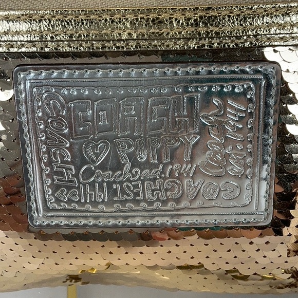 COACH POPPY VINTAGE GOLD SEQUINS WRISTLET BAG - Picture 4 of 12